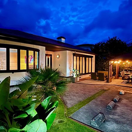弓ヶ浜海水浴場徒歩1分! 一棟貸別荘! Yumigahama Beach House & Bbq! Minamiizu Esterno foto